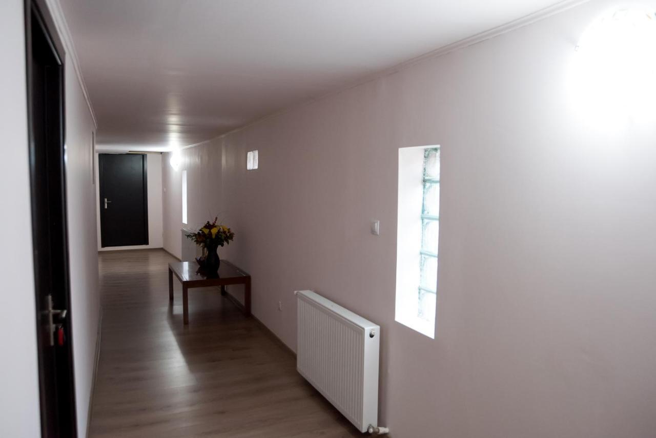 Step Inn Alba Iulia Luaran gambar